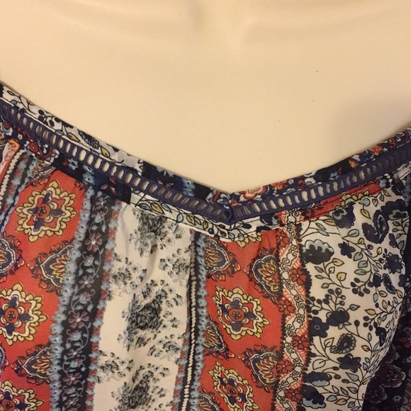 Blouse - Picture 4 of 6